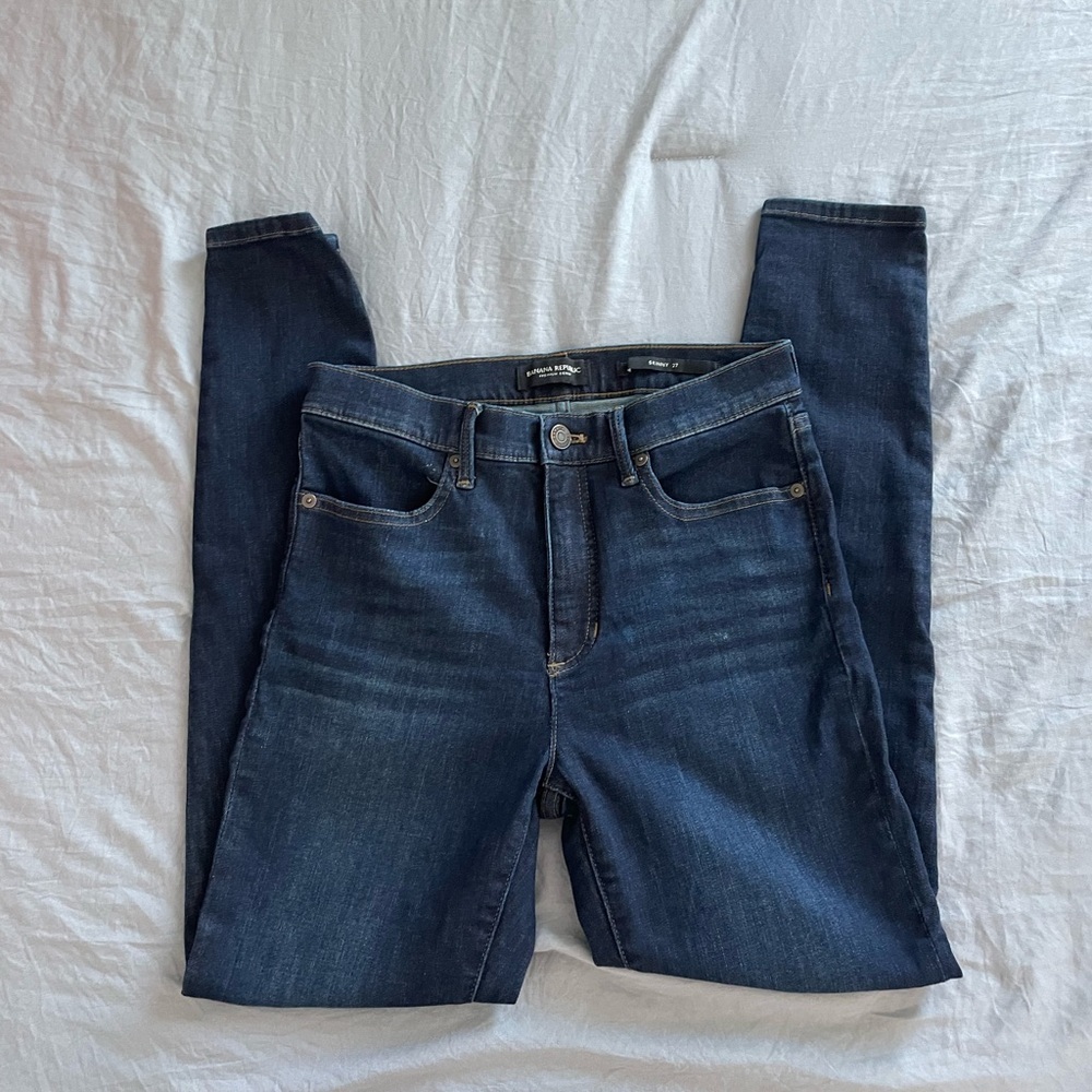 Banana‎ Republic Dark Blue Skinny Jeans no distressing 27